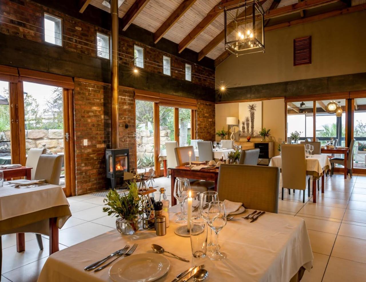 Вилла De Zeekoe Guest Farm Оудсхорн Экстерьер фото